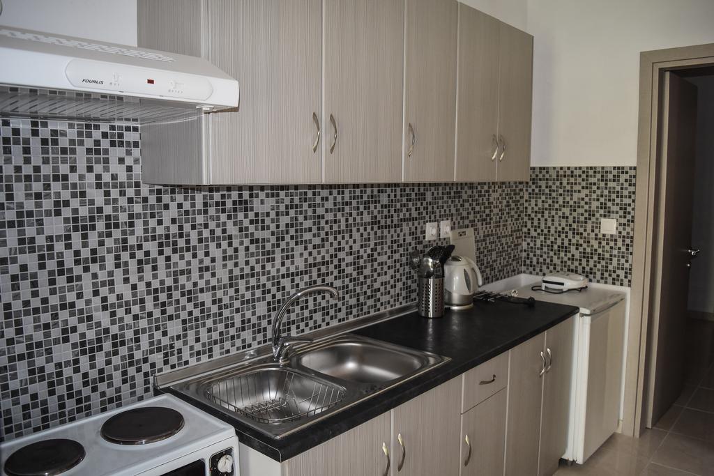 Mirsini Apartments Agios Georgios  Exterior foto